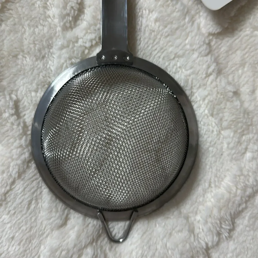 Cuisinart Small Durable Stainless Black Soft Grip Ergonomic Handle Strainer